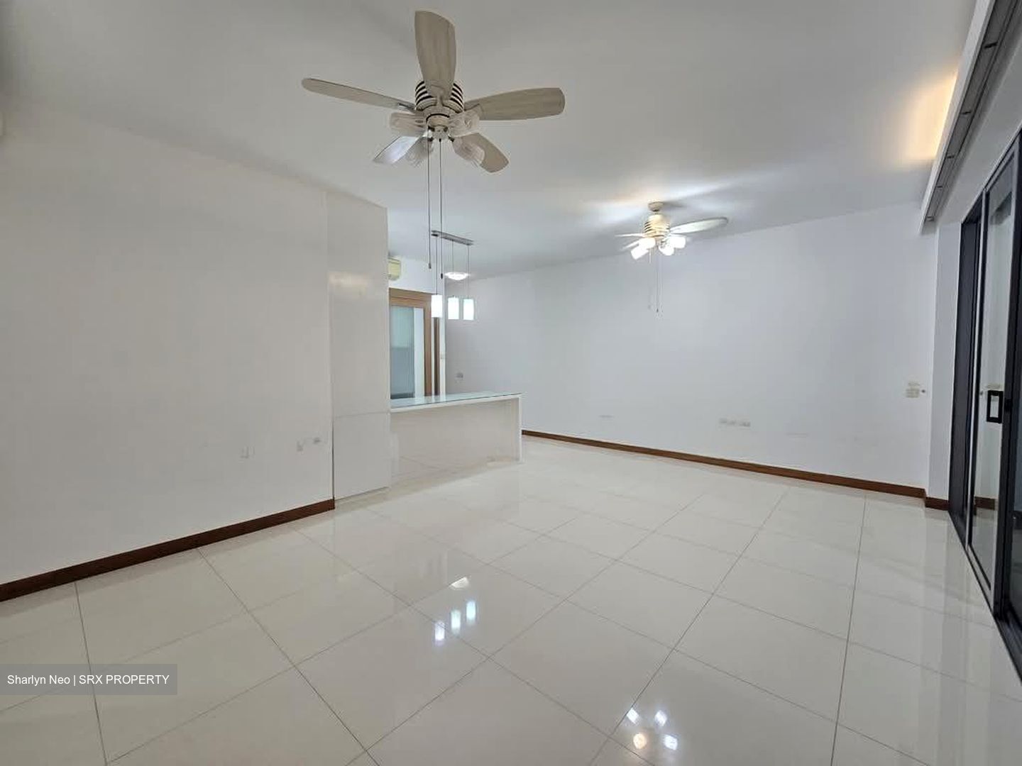 Waterfront Waves (D16), Condominium #553472281